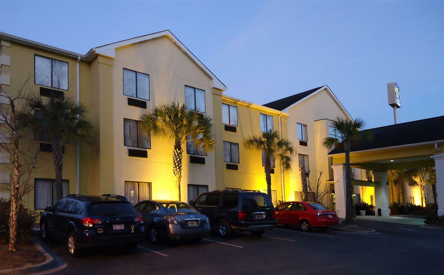 Best Western Magnolia Inn And Suites Ladson Bagian luar foto